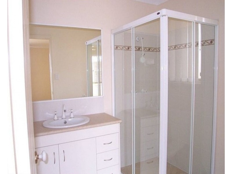 18 Candle Cresent, Caboolture QLD 4510