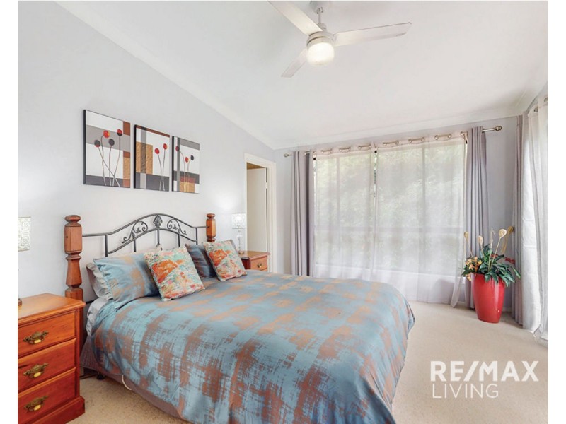 6 Elizabeth Street, Blackbutt QLD 4306