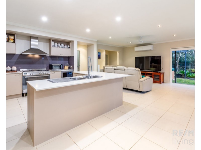 48 Ronald Court, Caboolture South QLD 4510