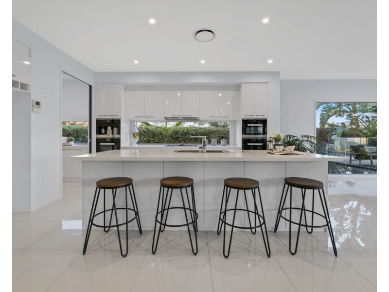 12 Hampden Street, North Lakes QLD 4509