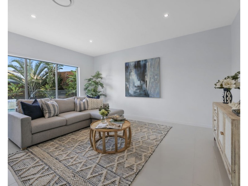 12 Hampden Street, North Lakes QLD 4509