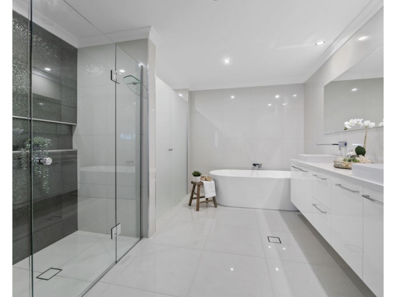 12 Hampden Street, North Lakes QLD 4509