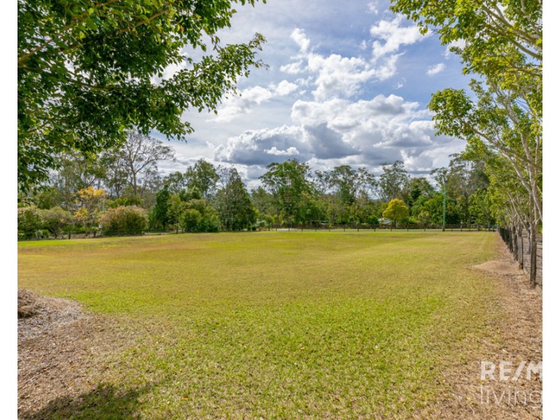 18-20 Kauri Court, Woodford QLD 4514