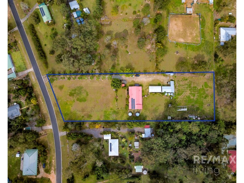 18-20 Kauri Court, Woodford QLD 4514