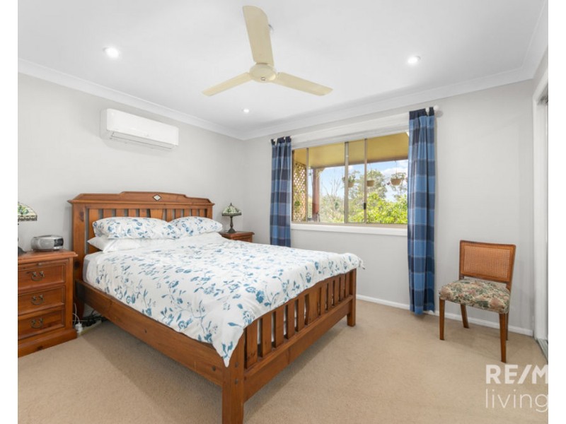 18-20 Kauri Court, Woodford QLD 4514