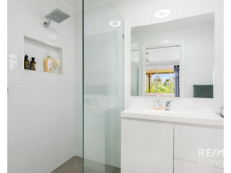 18-20 Kauri Court, Woodford QLD 4514