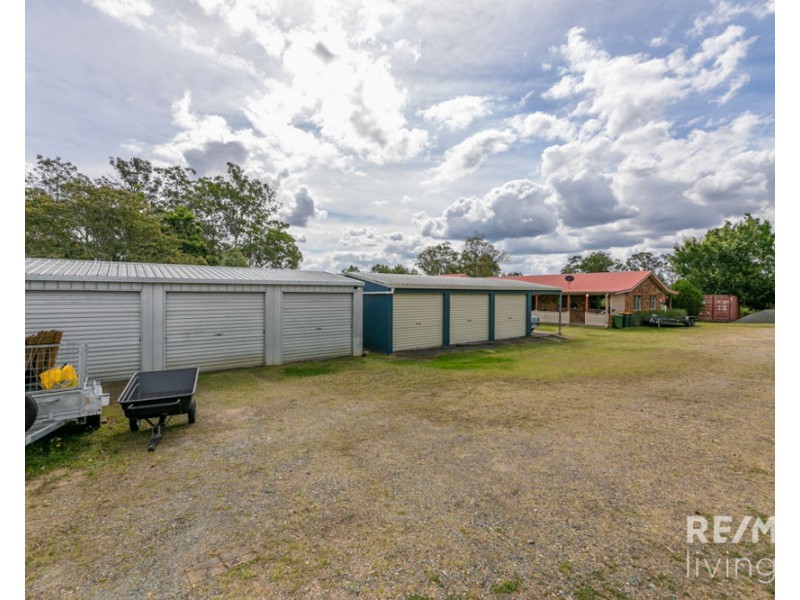 18-20 Kauri Court, Woodford QLD 4514