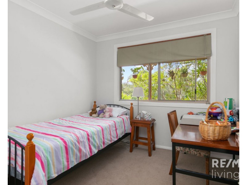 18-20 Kauri Court, Woodford QLD 4514