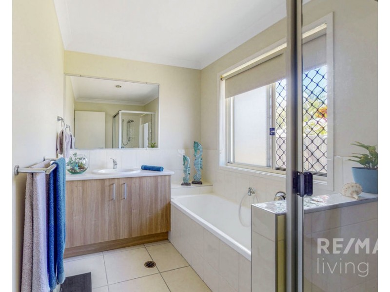 5 Firewheel Place, Narangba QLD 4504