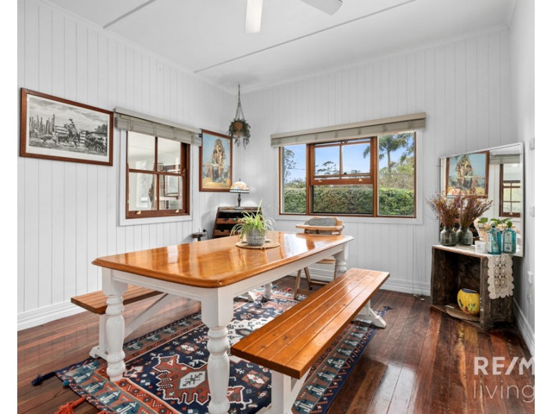15 Leichhardt Street, Woodford QLD 4514
