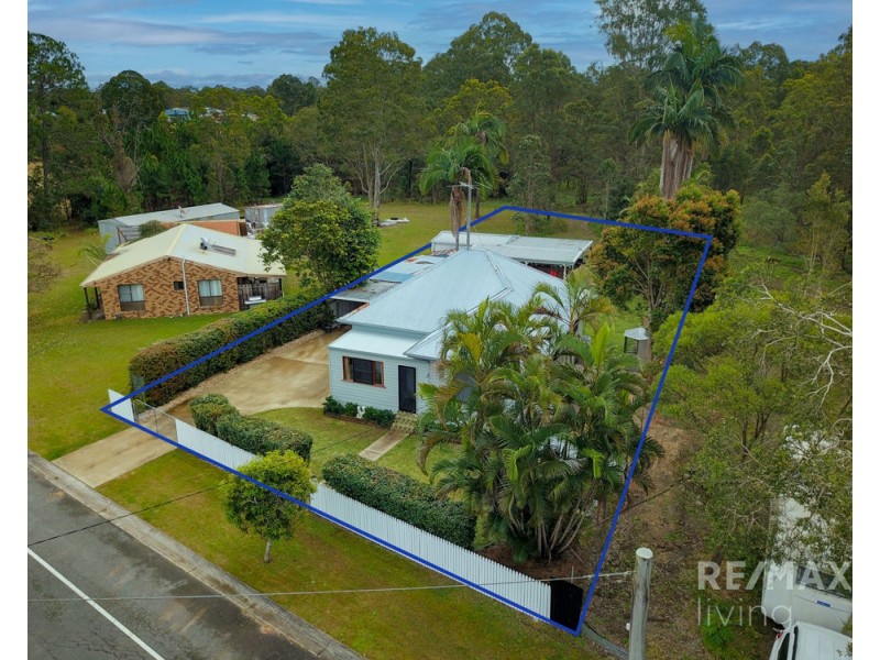 15 Leichhardt Street, Woodford QLD 4514