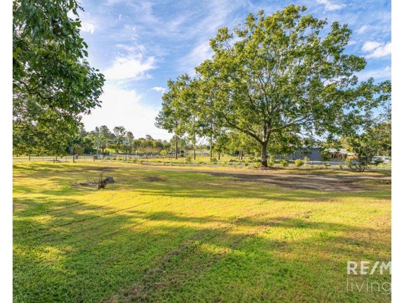 33 Homestead Road, Morayfield QLD 4506