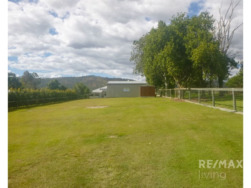 76 George Street, Linville QLD 4306