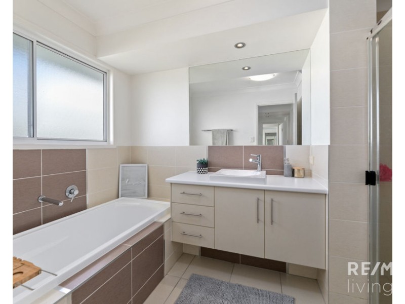 2 Gleeson Street, North Lakes QLD 4509