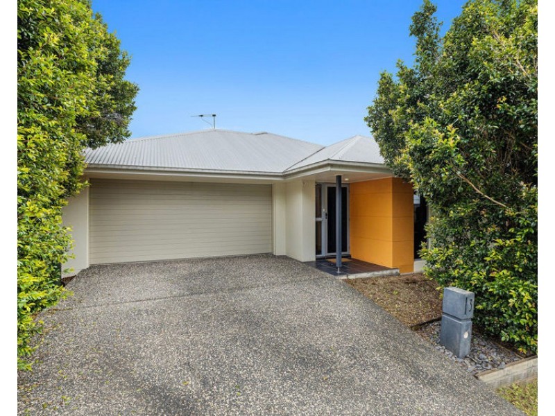 3 Beazley Circuit, Bridgeman Downs QLD 4035