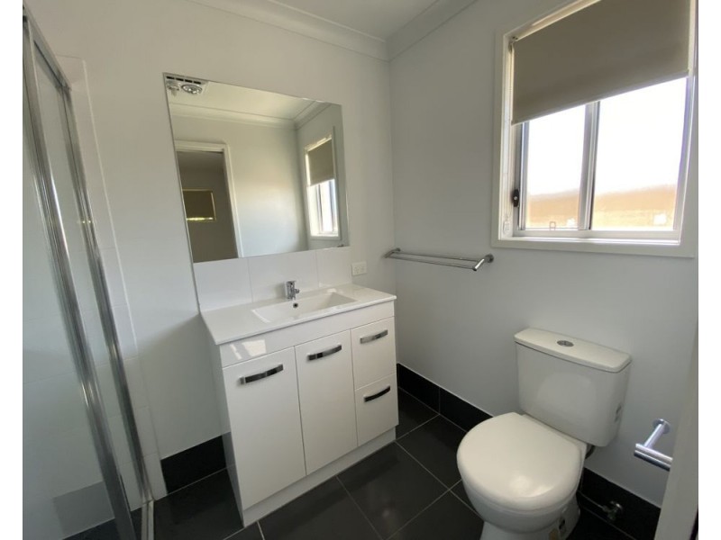 3 Beazley Circuit, Bridgeman Downs QLD 4035
