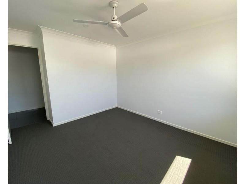 3 Beazley Circuit, Bridgeman Downs QLD 4035
