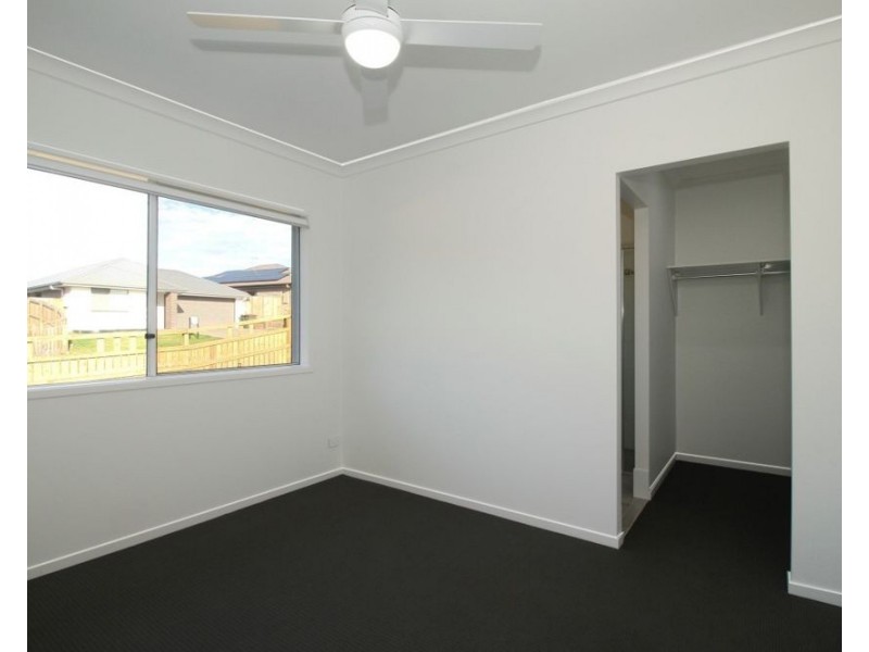 1/65 Aspire Parade, Griffin QLD 4503