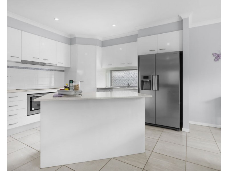 25 Steamview Court, Burpengary QLD 4505