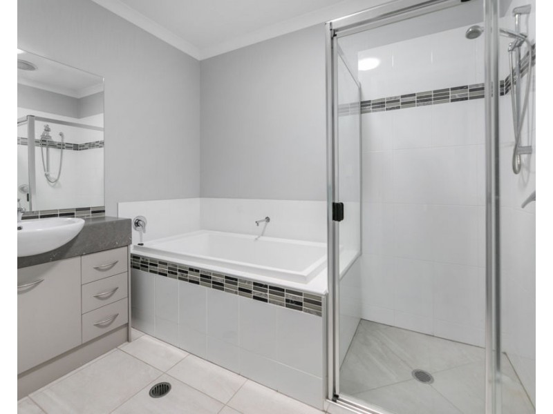 25 Steamview Court, Burpengary QLD 4505