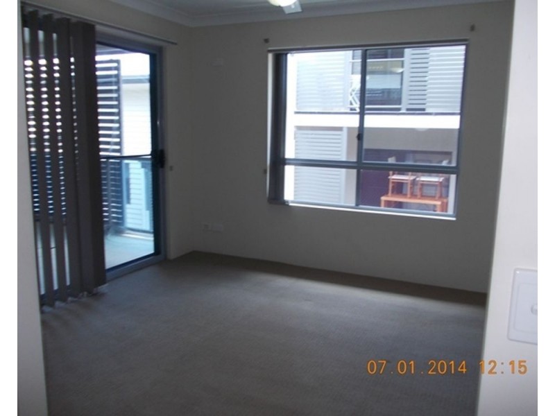 14 8-10 Georgina Street, Woody Point QLD 4019