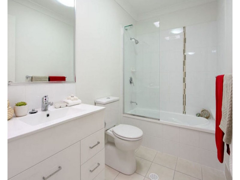10/238 Young Road, Narangba QLD 4504