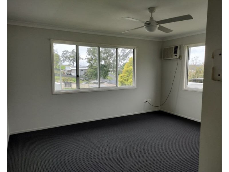 5 Wallis Street, Kilcoy QLD 4515