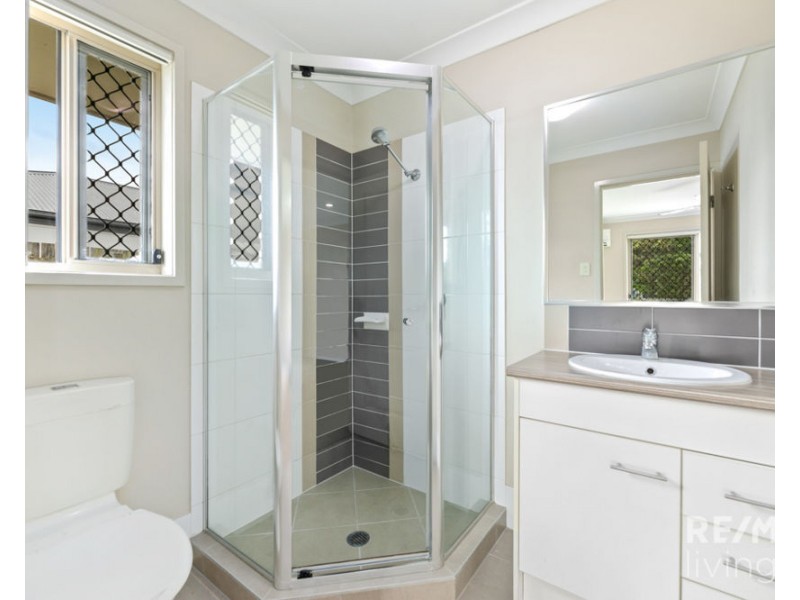 40 Bangalow Street, Morayfield QLD 4506