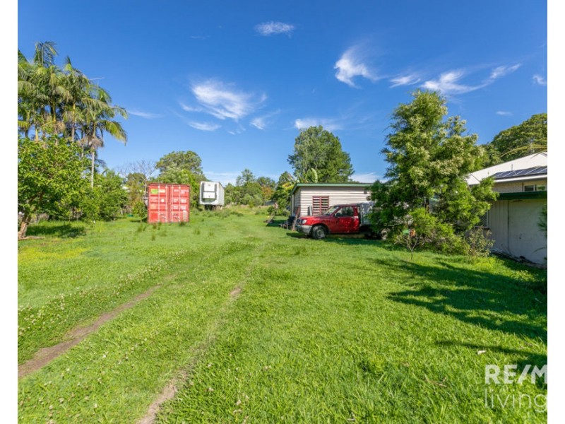 10 Leichhardt Street, Woodford QLD 4514