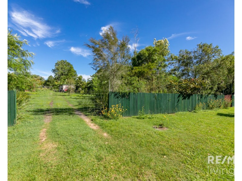 10 Leichhardt Street, Woodford QLD 4514