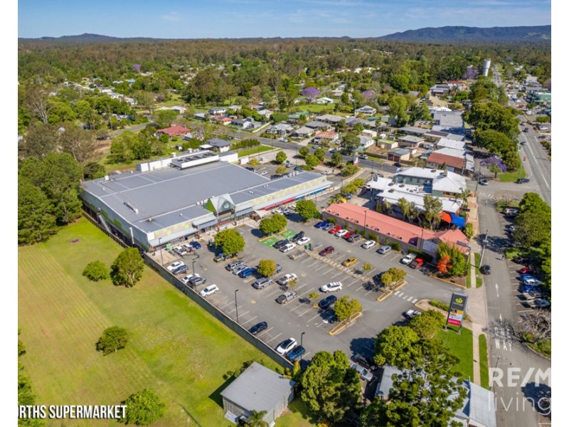 10 Leichhardt Street, Woodford QLD 4514