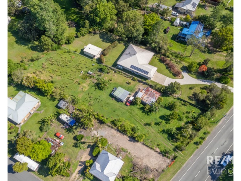 10 Leichhardt Street, Woodford QLD 4514