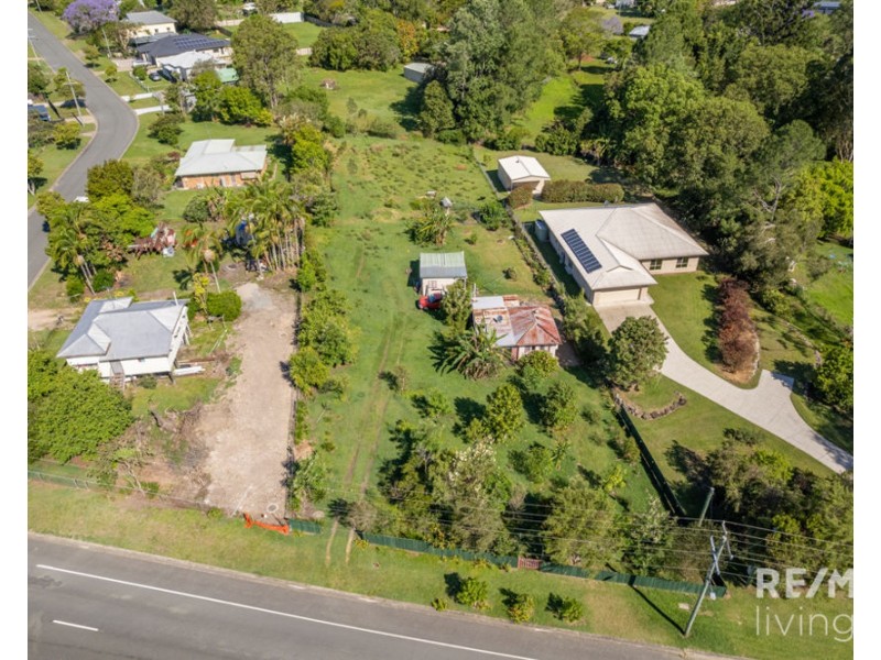 10 Leichhardt Street, Woodford QLD 4514