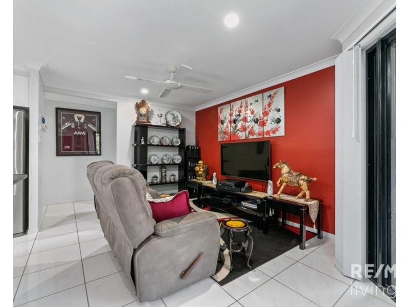 10 Settlers Rise, Woolmar QLD 4515