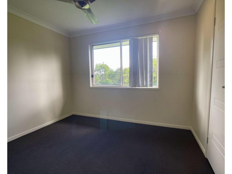 11 Dear Place, Bellmere QLD 4510