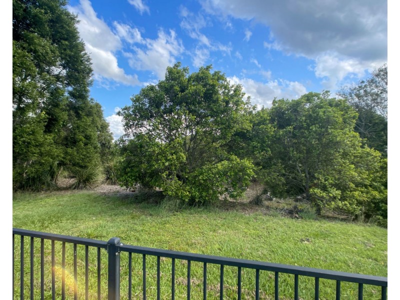 11 Dear Place, Bellmere QLD 4510