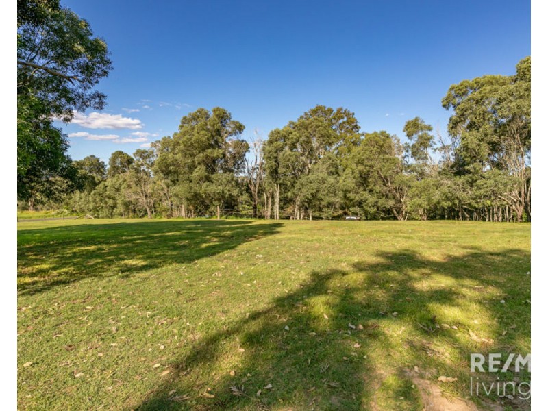 23 Terragon Road, Mount Archer QLD 4514