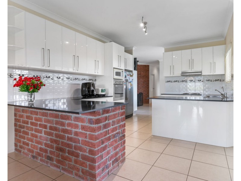 77 New Country Creek Road, Woolmar QLD 4515