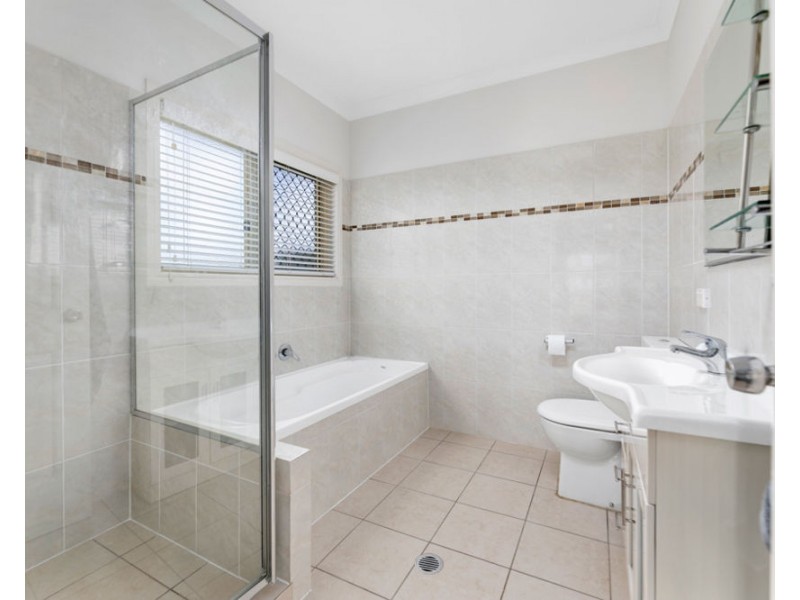 77 New Country Creek Road, Woolmar QLD 4515