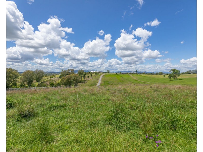 77 New Country Creek Road, Woolmar QLD 4515