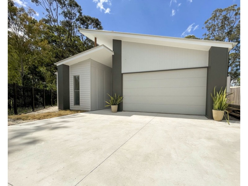 105 Riverparks Way, Upper Caboolture QLD 4510