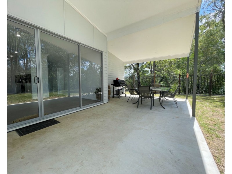 105 Riverparks Way, Upper Caboolture QLD 4510