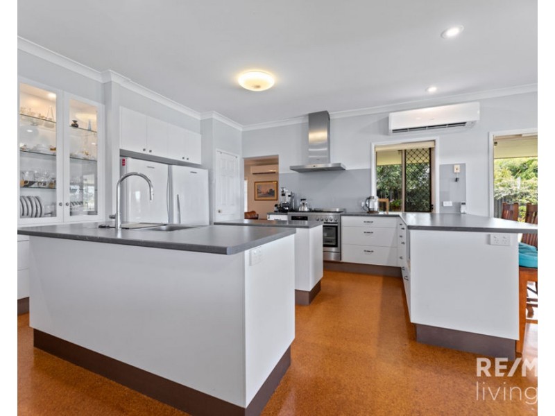 646 Oakey Flat Road, Burpengary QLD 4505