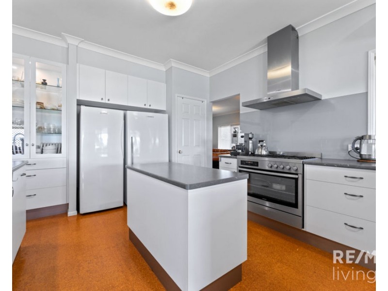646 Oakey Flat Road, Burpengary QLD 4505