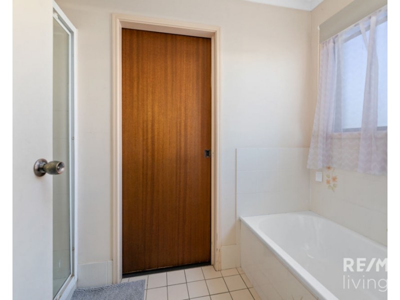 13 Fraser Place, Morayfield QLD 4506