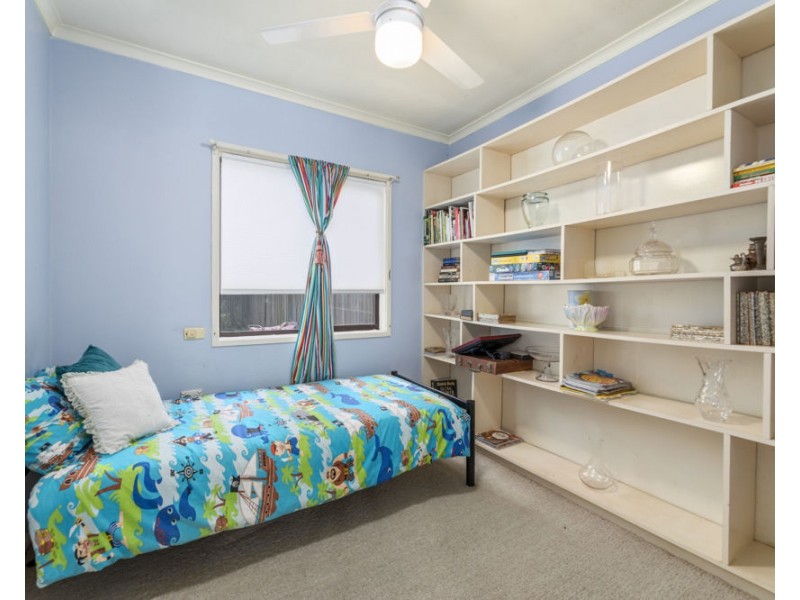 3 Lesley Avenue, Caboolture QLD 4510