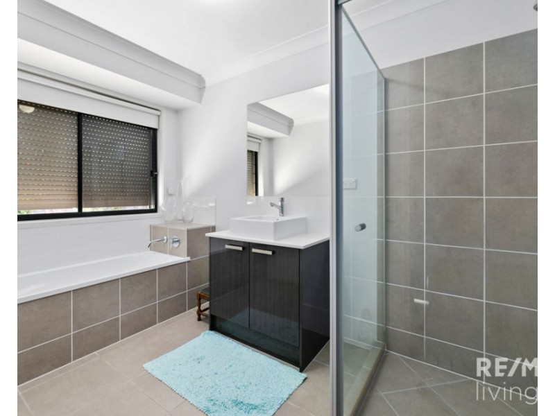 27 Akoonah Way, D’aguilar QLD 4514