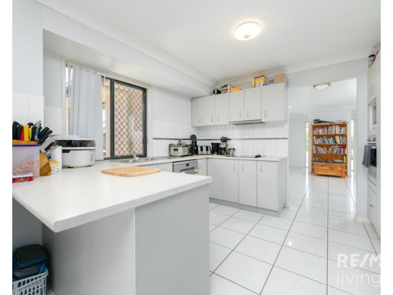 10 Miriam Court, Woolmar QLD 4515