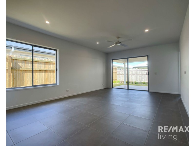 31 Crawford Street, Strathpine QLD 4500