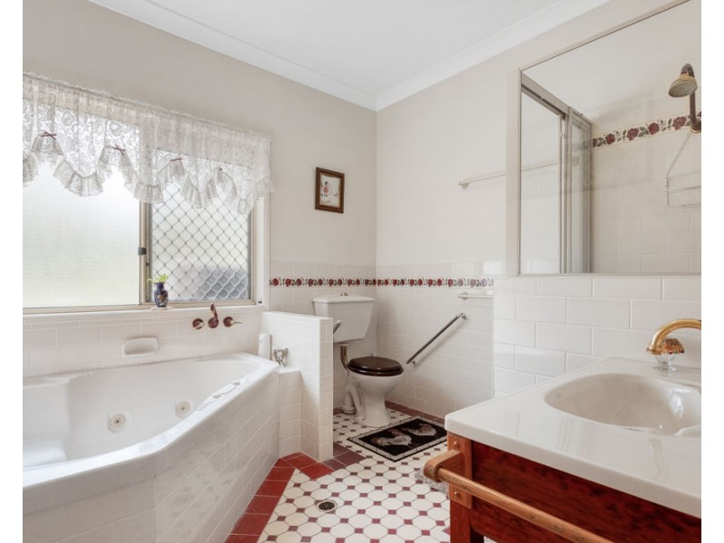 37 Analie Street, Ningi QLD 4511